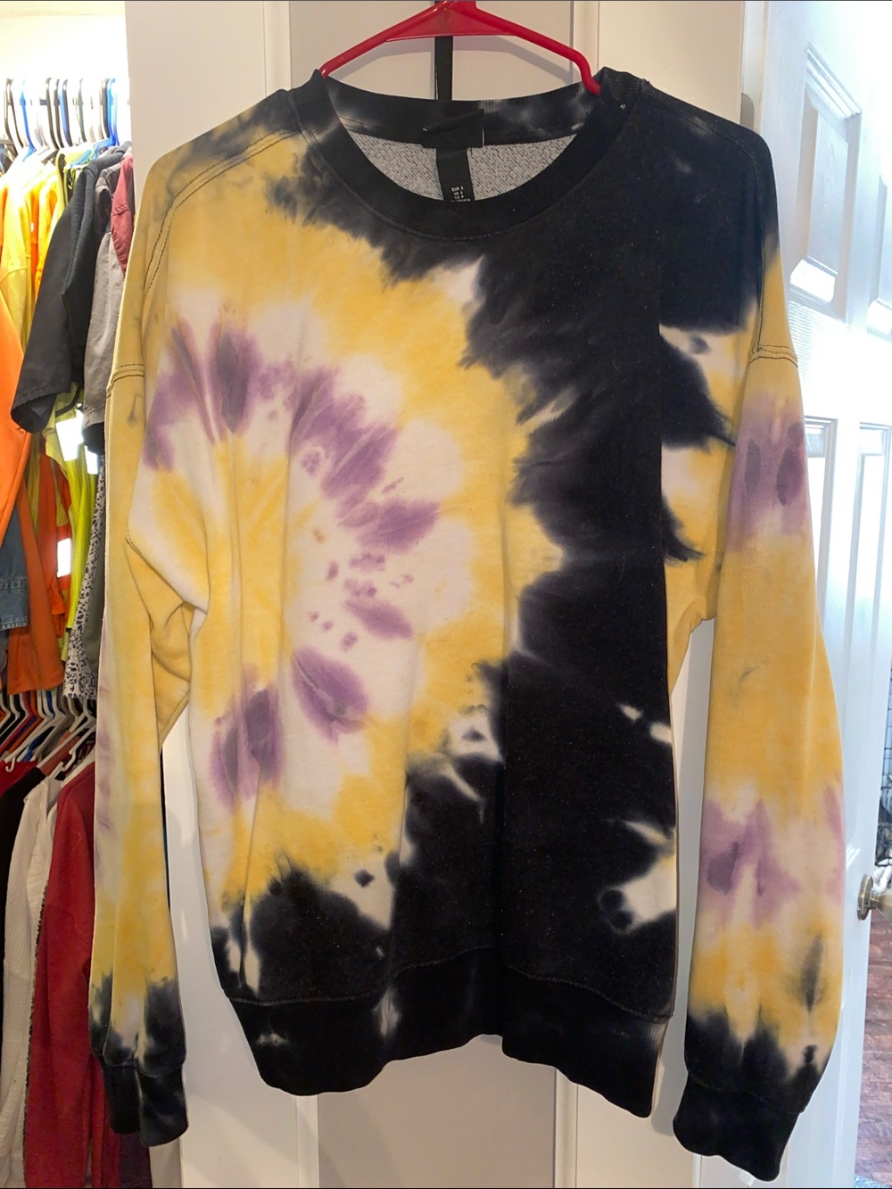 H&M Yellow Black Purple Tie-Dye Crewneck Sweatshirt
